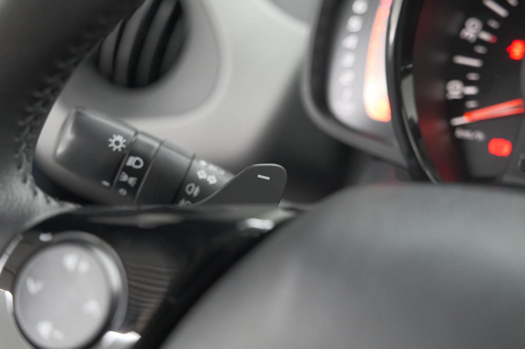 Peugeot 108 1.0 e-vti active | unieke auto! | automaat | airco | getint gla