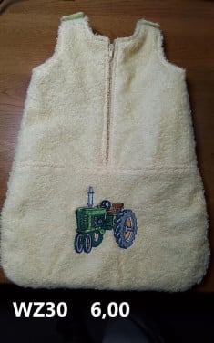 Baby born / babyborn slaapzak tractor . Opbrengst KiKa. Poppenkleertjes.