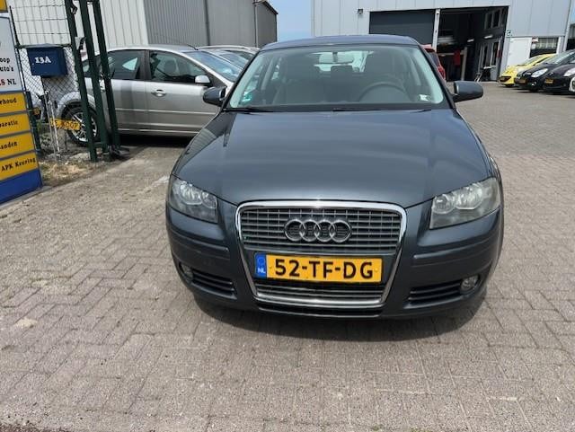 Audi A3 2.0 fsi attraction