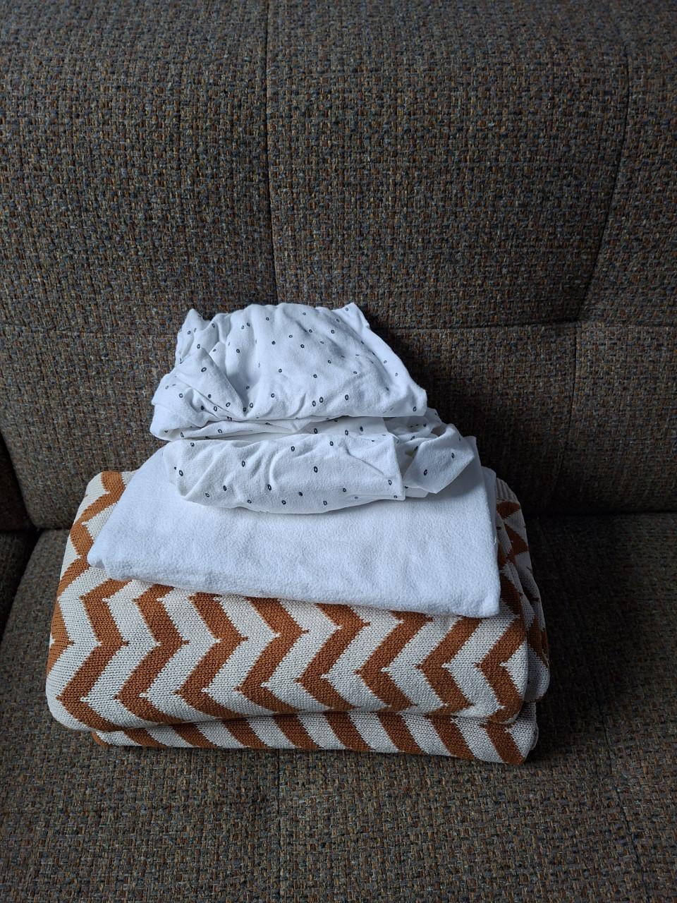 Dekens, matrashoezen en molton ledikantje