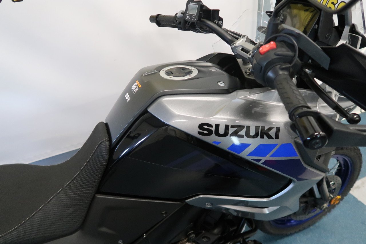 Suzuki DL1050XT 2021 full option!
