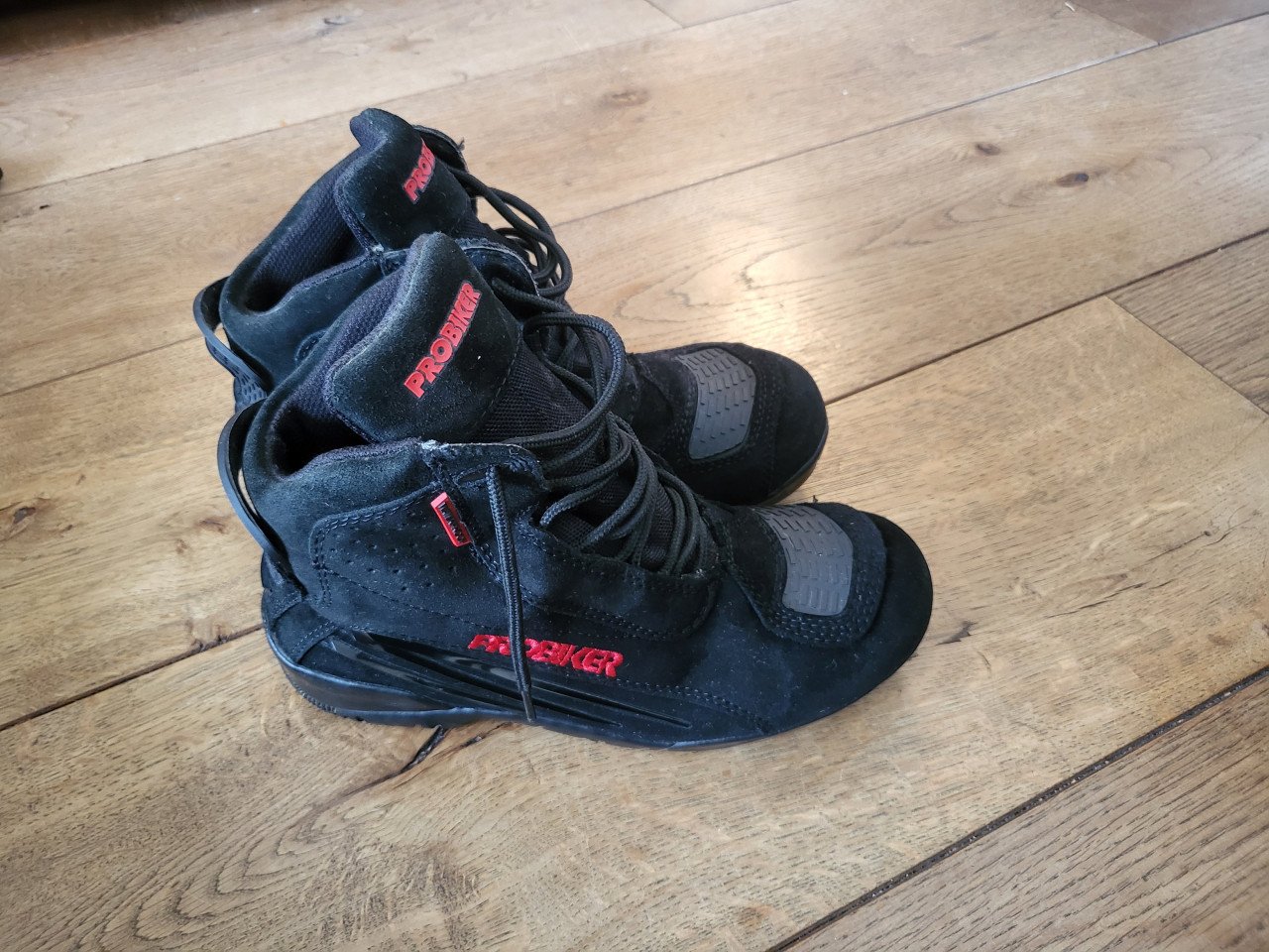 Motorjas, broek en schoenen