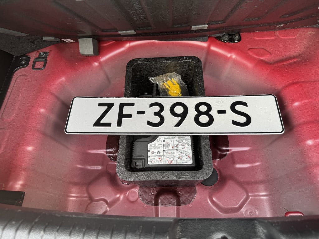Hyundai I 10 1.0i comfort | trekhaak 13p. | cruise control | airco | blueto