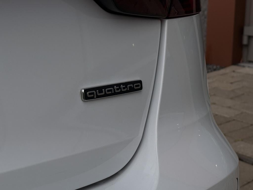 Audi A4 avant 45 tfsi quattro s-line 266pk | matrix led | acc | elek. trekh