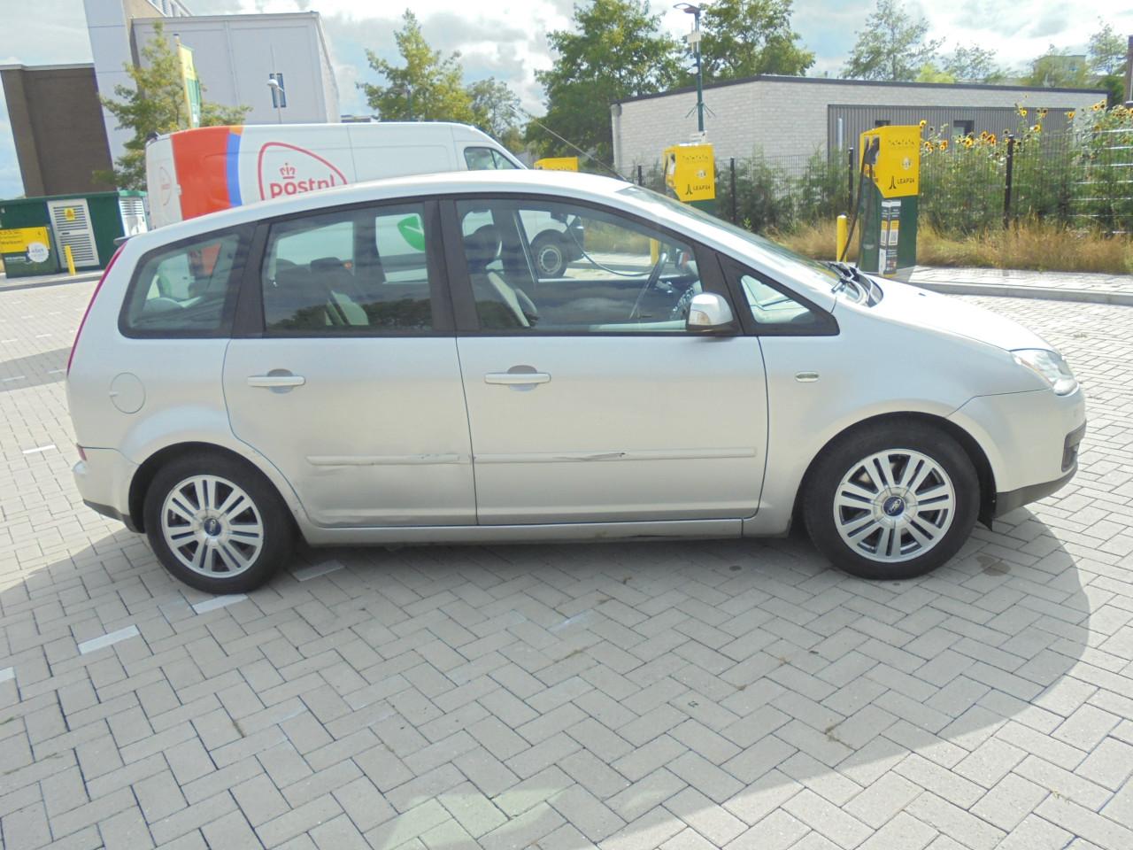Focus C - Max 2.0 - 16V AUTOMAAT Leuke auto netjes van binnen met N.A.P