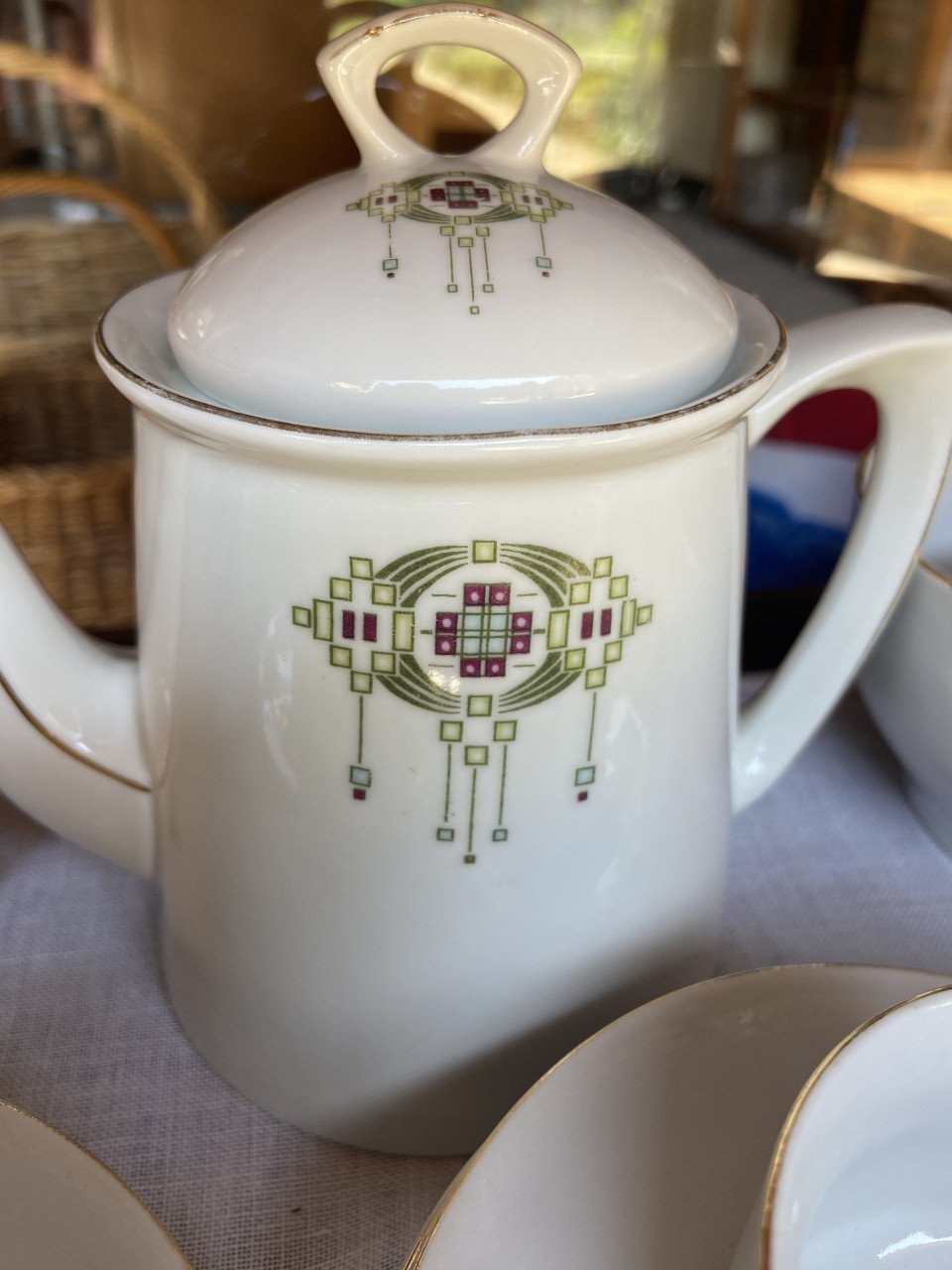 Schuurverkoop zaterdag 10 mei van 10.00 tot 17.00 antiek, brocante