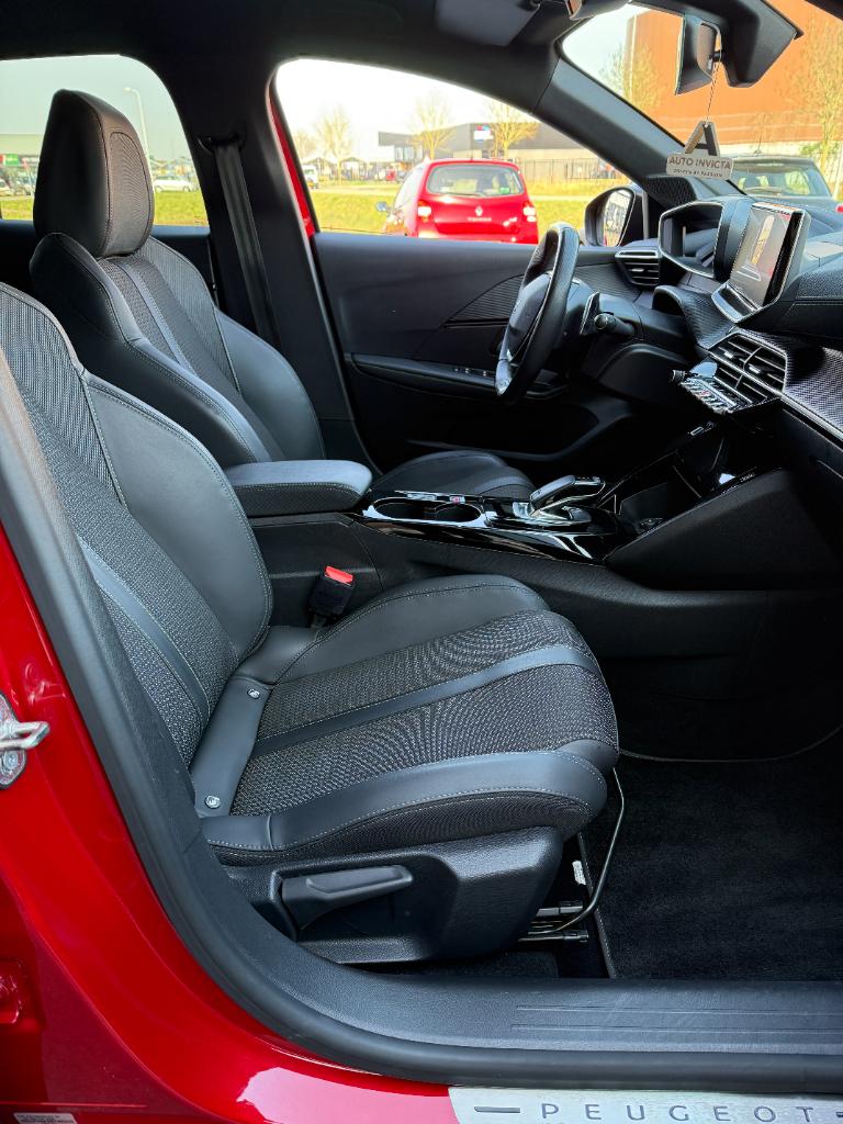 Peugeot 208 gt-line - 1.2 - automaat