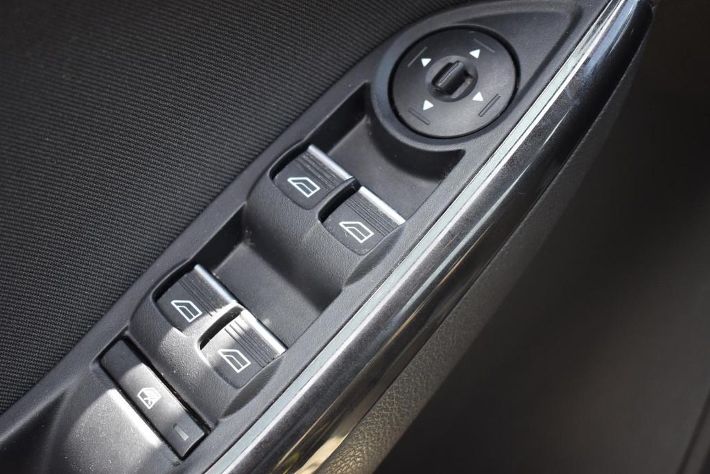 Ford Focus wagon 1.0 titanium edition | wegklapbare trekhaak | climate cont