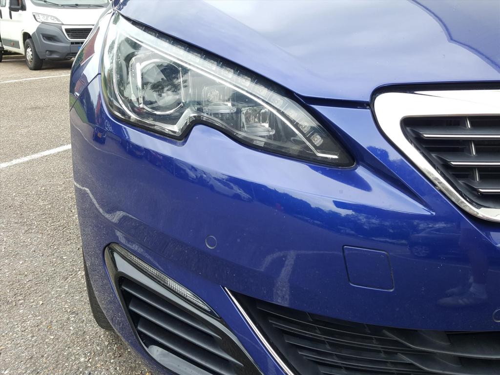 Peugeot 308 gt 1.6 turbo-205pk navi | full-led | alcantara/leer | trekhaak 