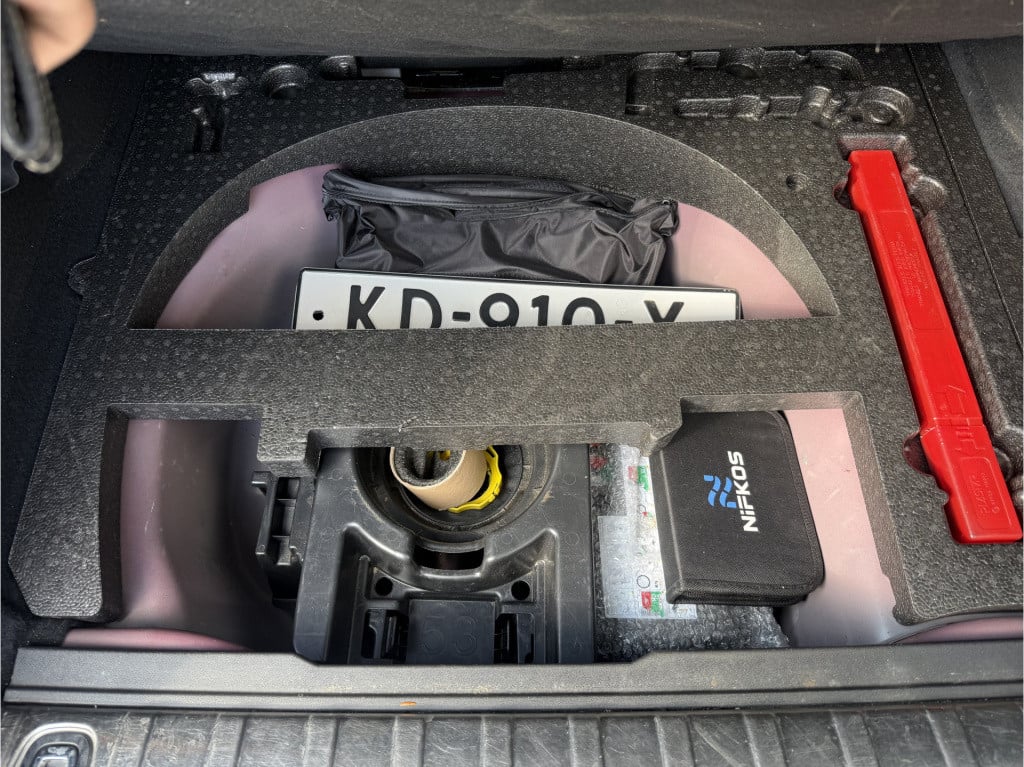 Peugeot 2008 1.2i automaat puretech allure 5-drs