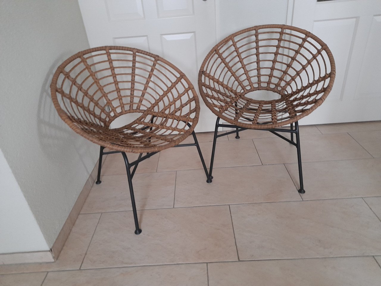 Prachtige Fauteuiltjes  riet/rotan  loungestoel (in goede staat )