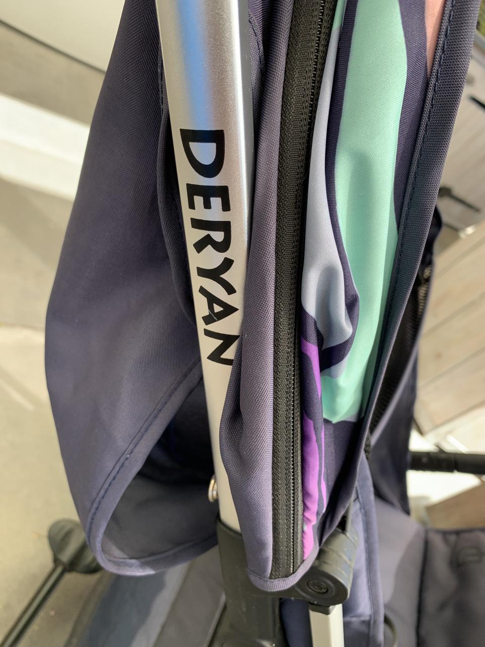 Deryan buggy, met regenhoes
