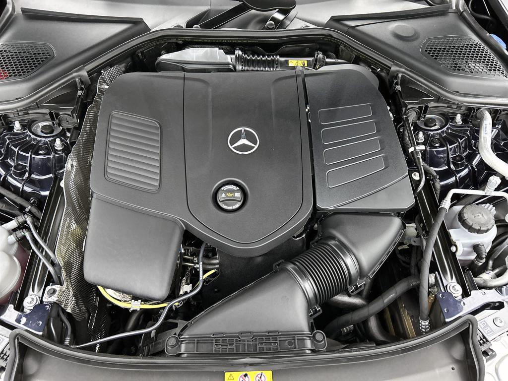 Mercedes-Benz E-Klasse estate 300 e business solution amg | winterpakket | 