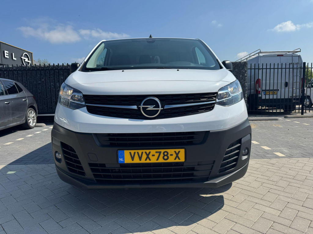 Opel Vivaro 2.0 diesel 145 l3 | navigatie | trekhaak | parkeersensoren | sl