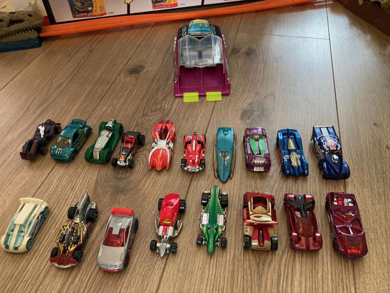 Hot Wheels Dino baan + auto's