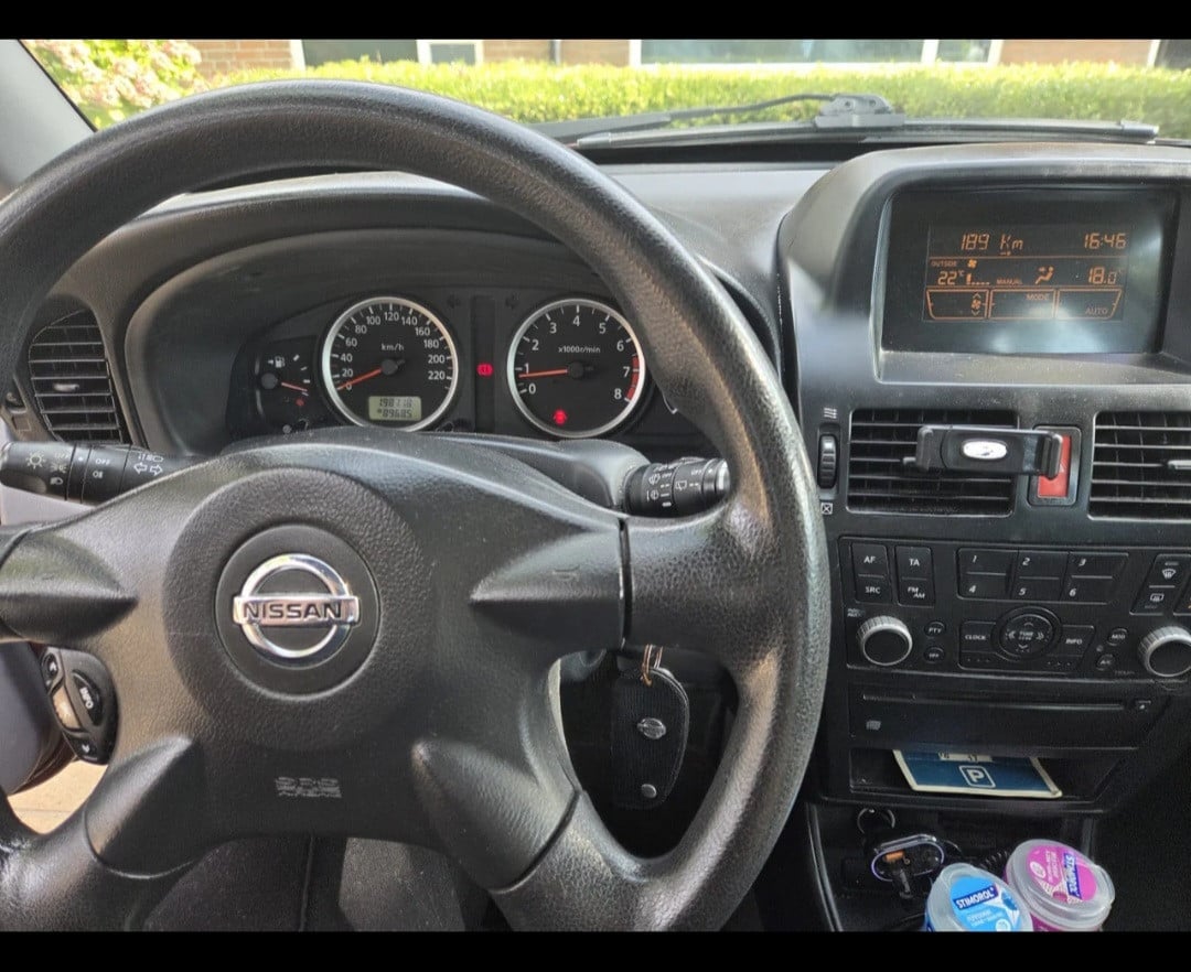 Nissan  Almera 1.5 5D 2003