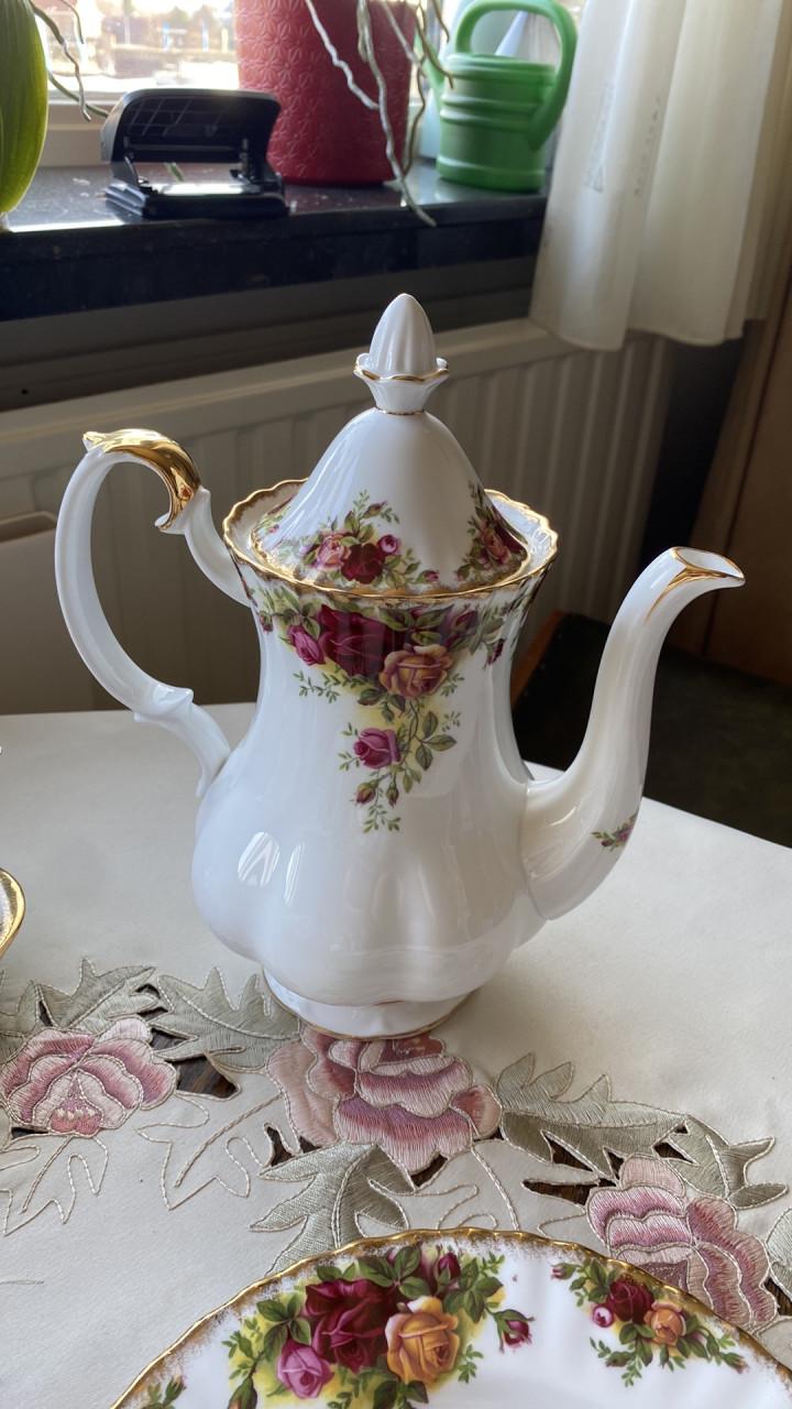 Royal Albert Fine China