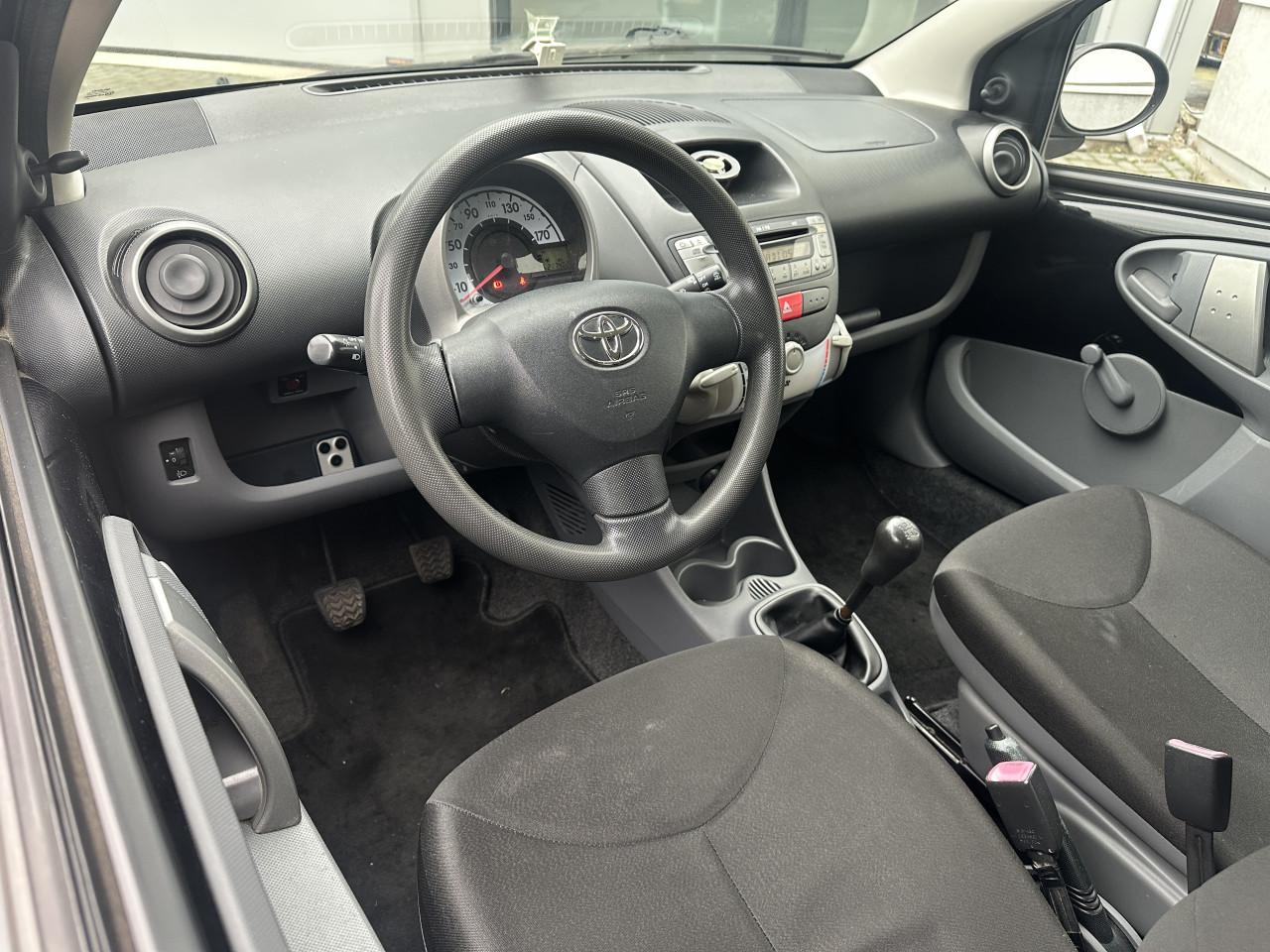 Toyota Aygo, 1.0-12V - NIEUWE APK!