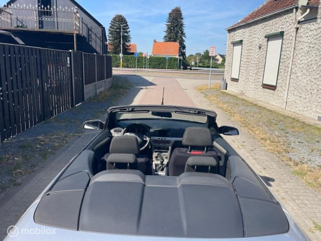 Opel Astra twintop 1.6 cosmo