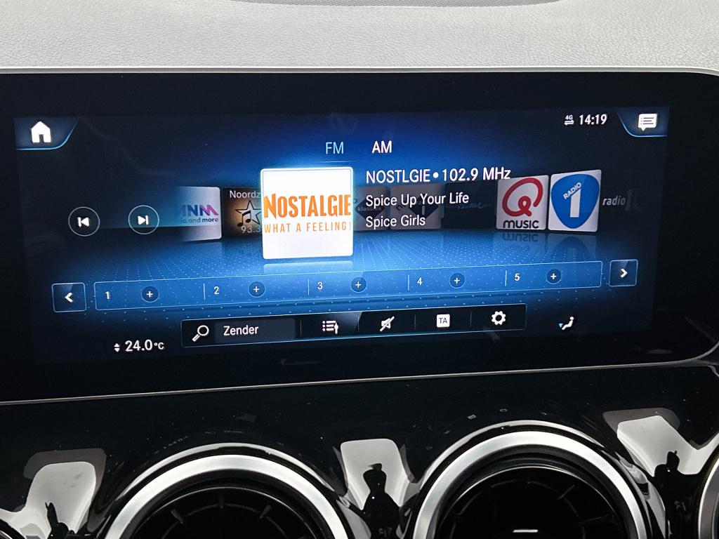 Mercedes-Benz B-Klasse 180 advantage | stoelverwarming | led | car play | p