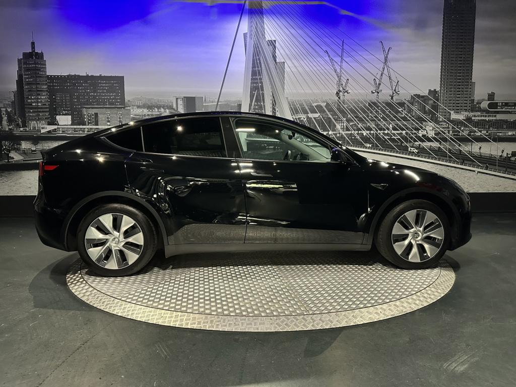 Tesla Model Y rwd 58 kwh *origineel nl*trekhaak*pano*