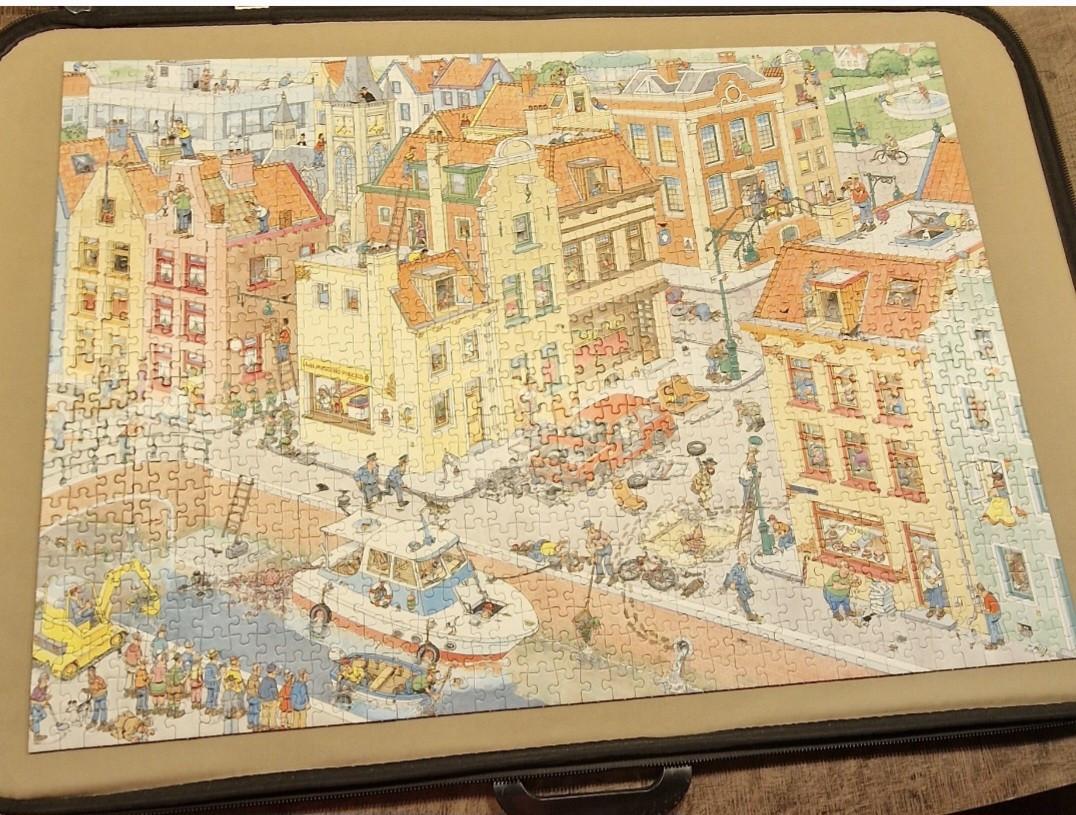 Puzzel Jan van Haasteren Het ontbrekende stukje 1000st