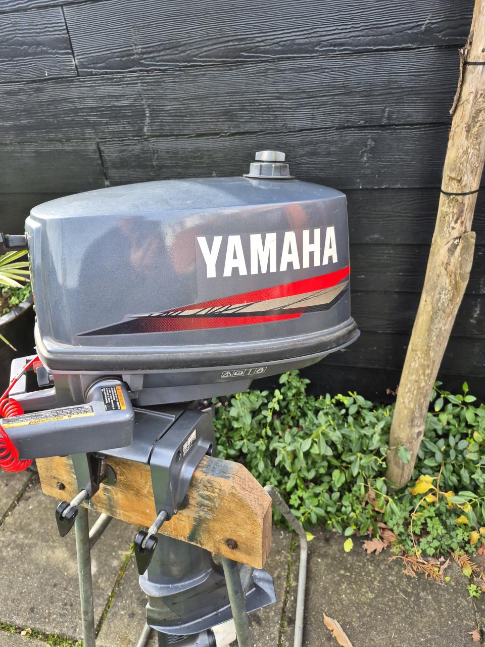 Yamaha 5 pk tweetakt kortstaart