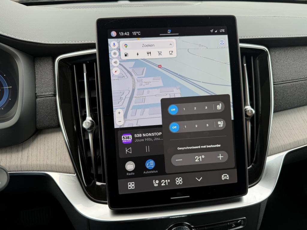 Volvo XC90 t8 455pk recharge ultra dark| full options! luchtvering| massage