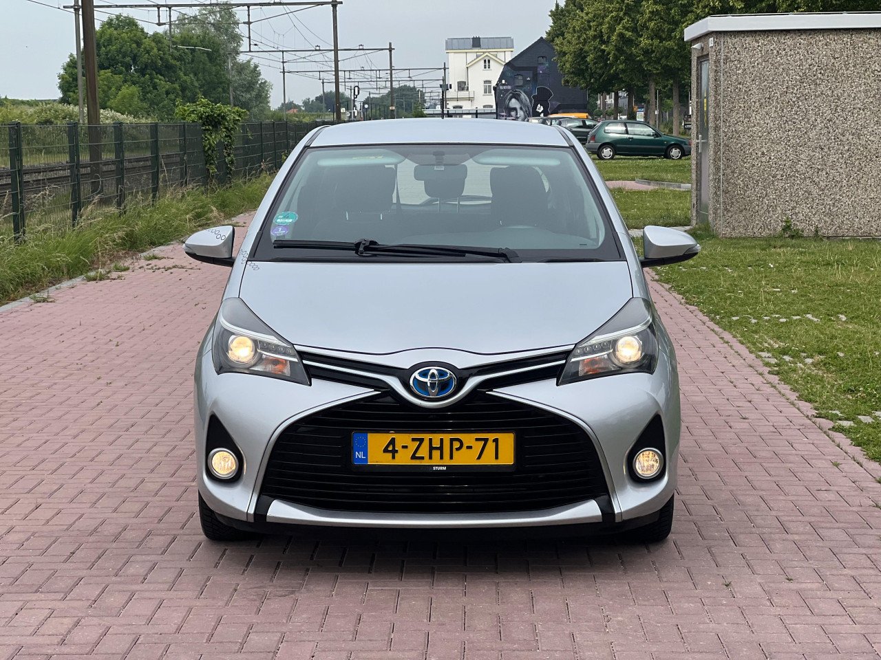 Toyota Yaris 1.5 Hybrid Lease|LED | NAVI | AUTOMAAT | GOED ONDERHOUD |