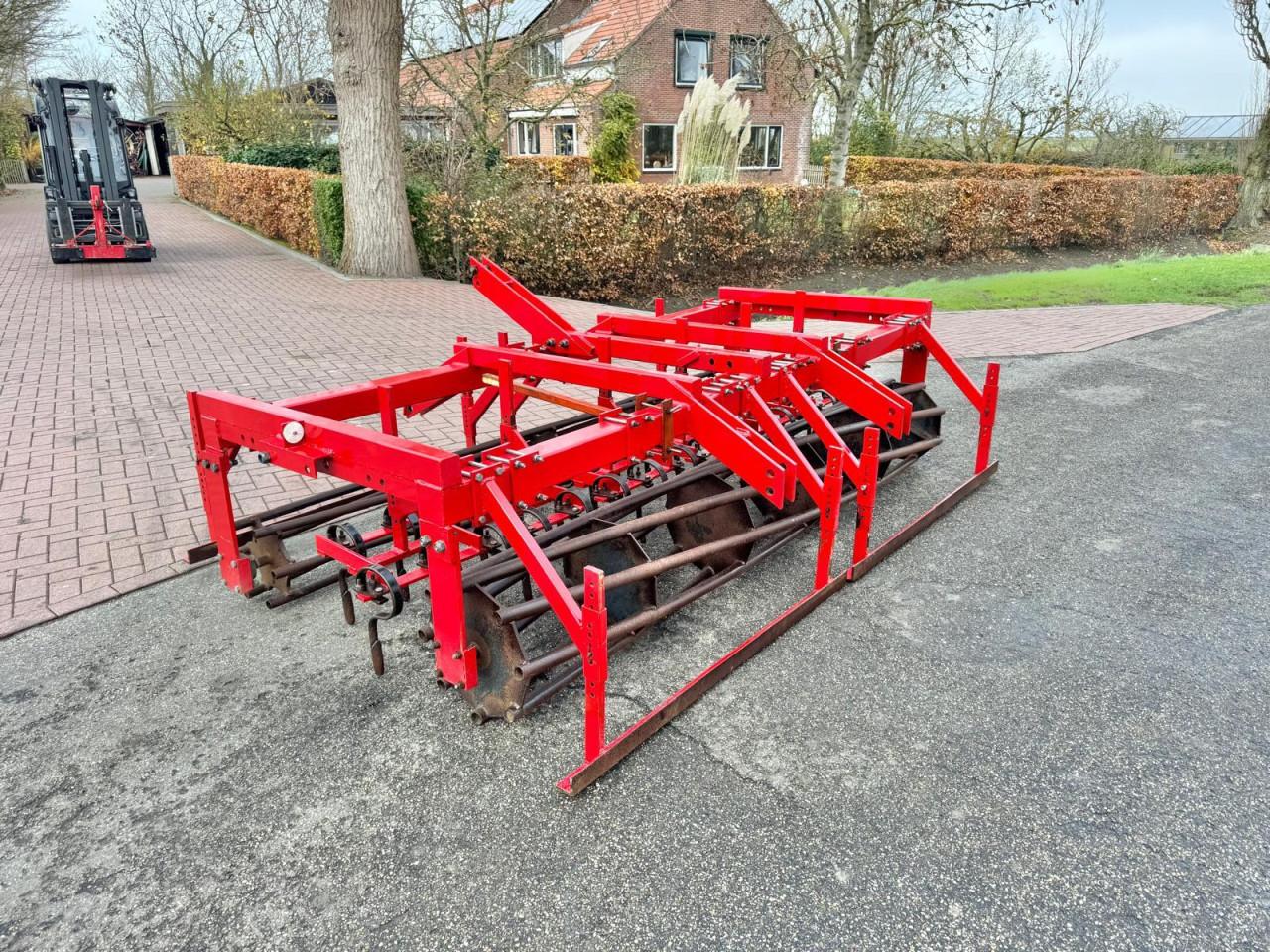 Front/achterbouw zaaibedbereider