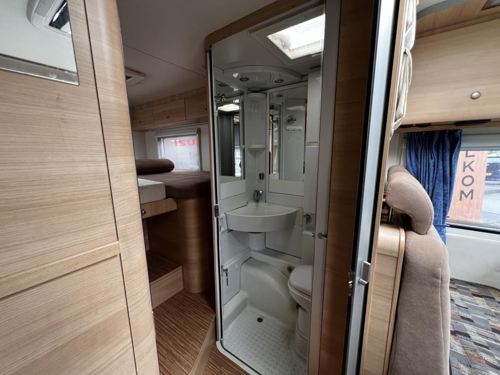 Fiat Ducato weinsberg 2.3 jtd r49 x250/2 | camera | luifel | grote garage |