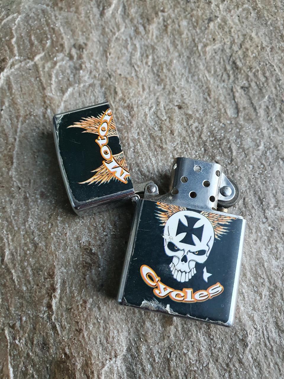 4 leuke vintage metalen aansteker in goede staat, navulbaar