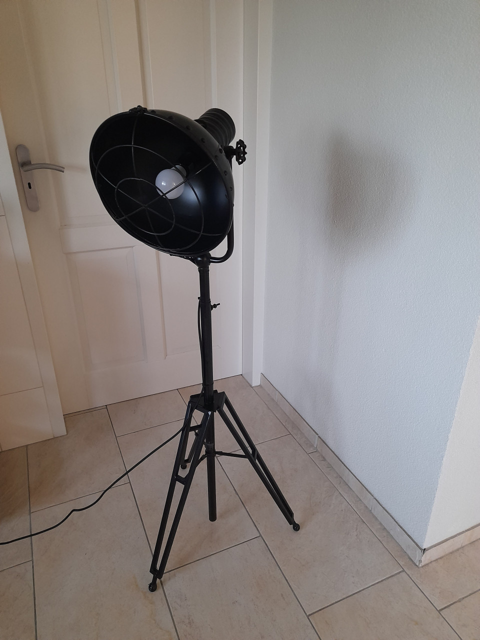 Super gave metale industriele Vloer lamp (in goede nette staat )