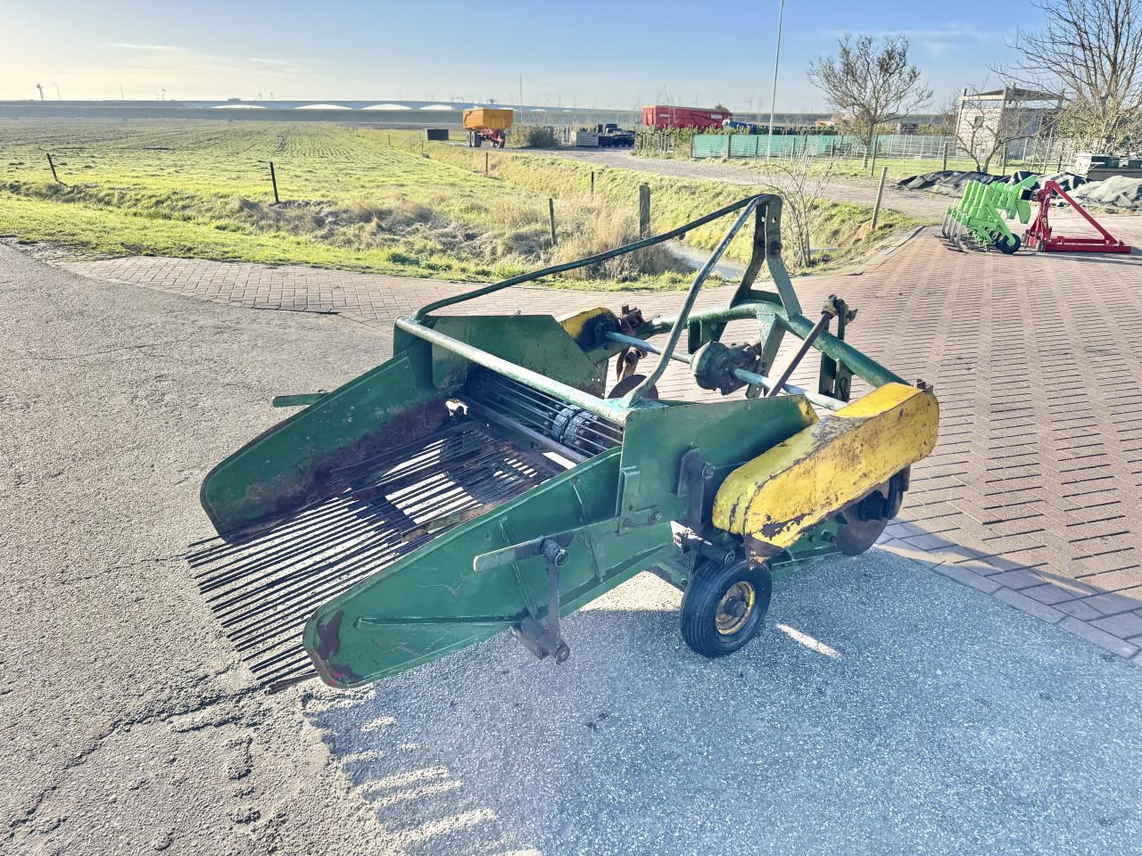 Thyregod 2-rijige voorraadrooier voor aardappels