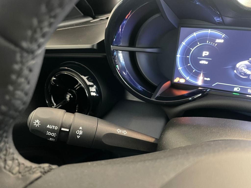 Alfa Romeo Junior elettrica 54 kwh