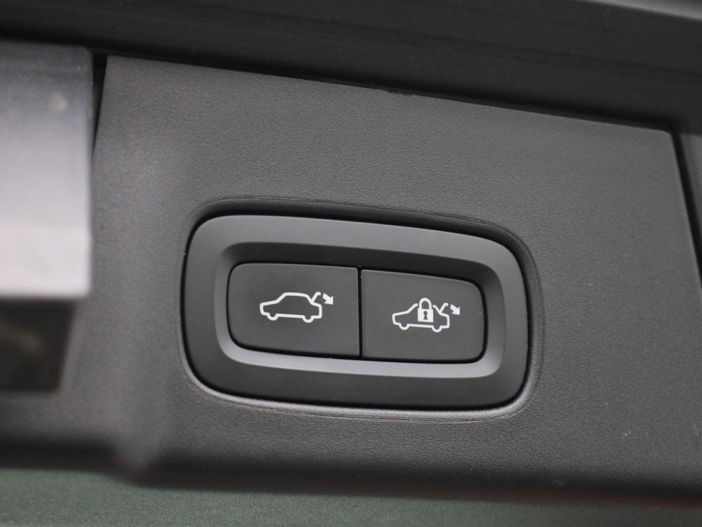 Volvo V90 2.0 t6 awd inscription | navigatie | apple carplay / android auto