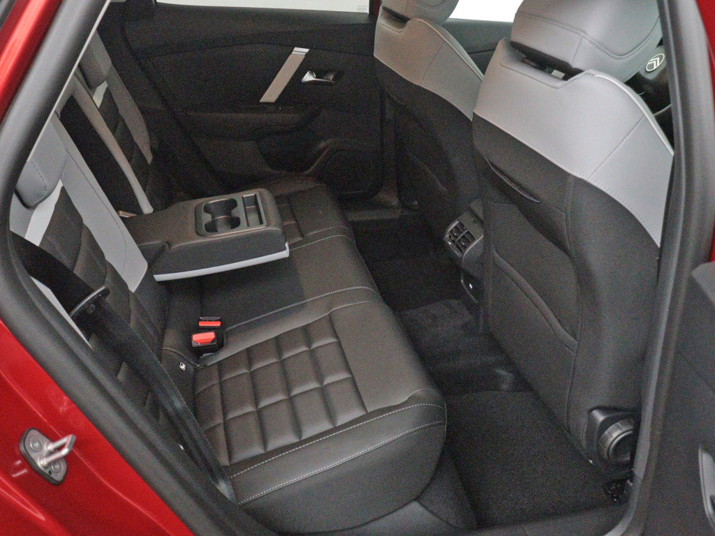 Citroen C4 hybrid 136 pk automaat max | private lease 36 mnd 10.000 p.j. €4
