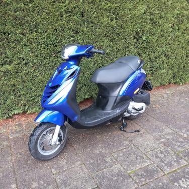 Piaggio Zip 4T