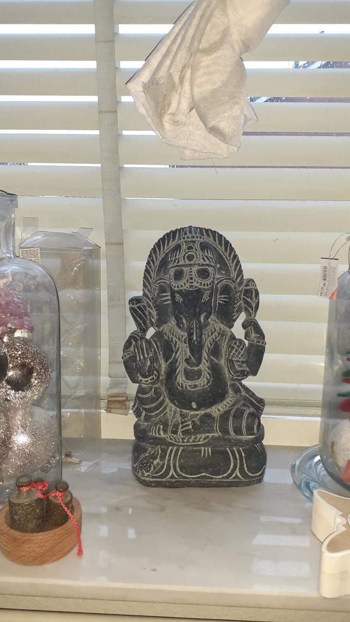 Hindoe Art uit INDIA...2 x doos - partij Diverse beelden
