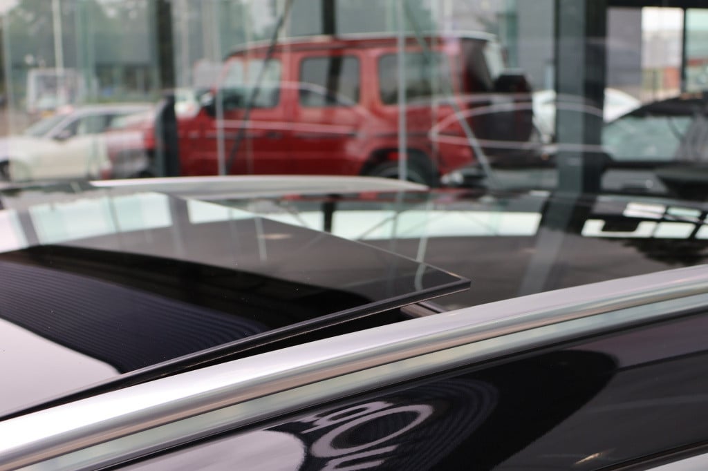 Mercedes-Benz Gla-klasse 250 e edition amg line l facelift l panoramadak l 