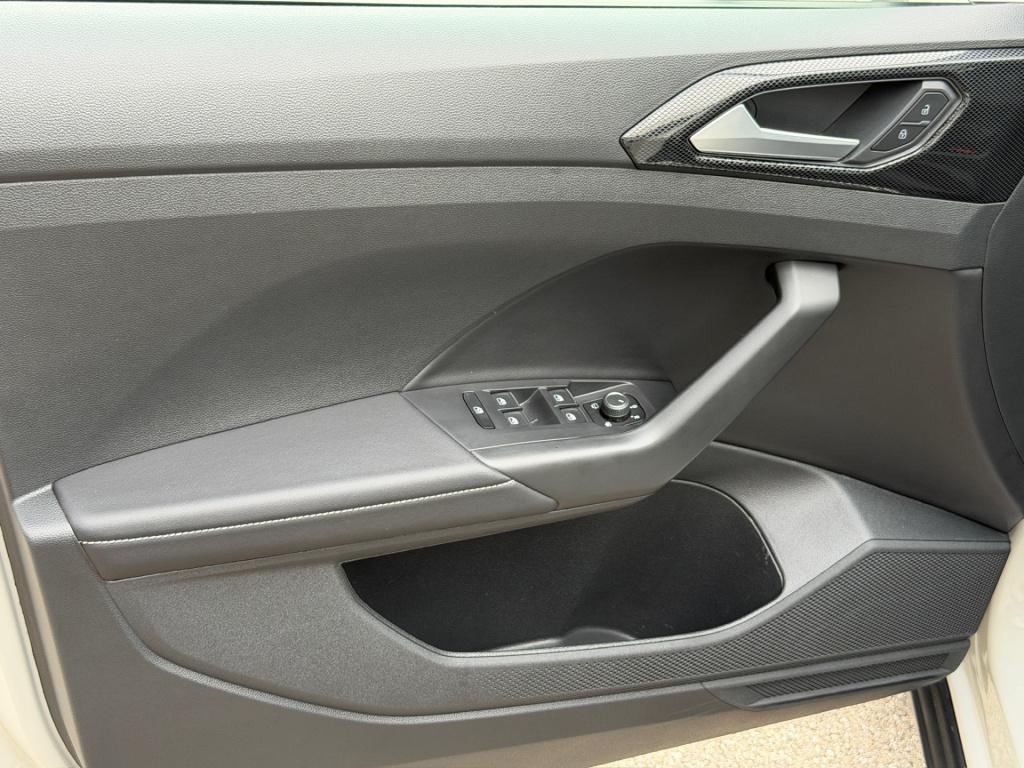 Volkswagen T-cross 1.5 tsi 150pk dsg | navigatie | camera | carplay | incl.