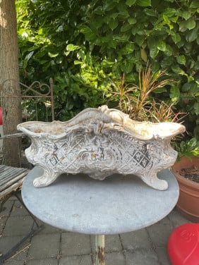 Gietijzeren jardinière