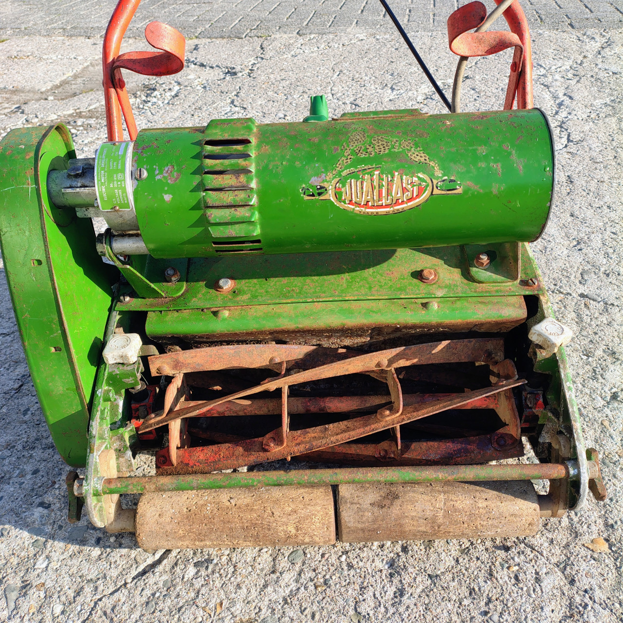 Vintage Qualcast Super Panther 14" – Elektrische cilindermaaier – Werkend