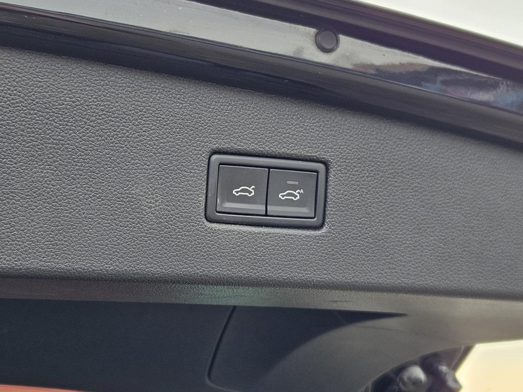 Volkswagen Tiguan 1.5 tsi act highline business r | pano | acc