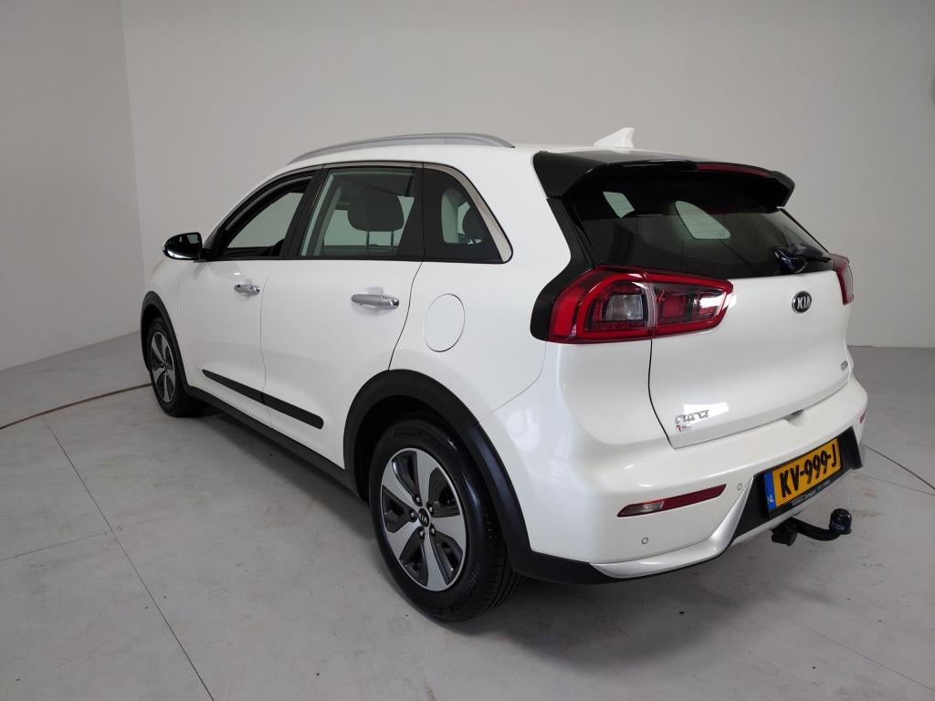 Kia Niro 1.6 gdi hybrid first edition | trekhaak