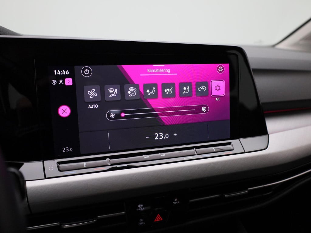 Volkswagen Golf variant 1.0 tsi life | lmv | parkeer sensoren | virtual coc