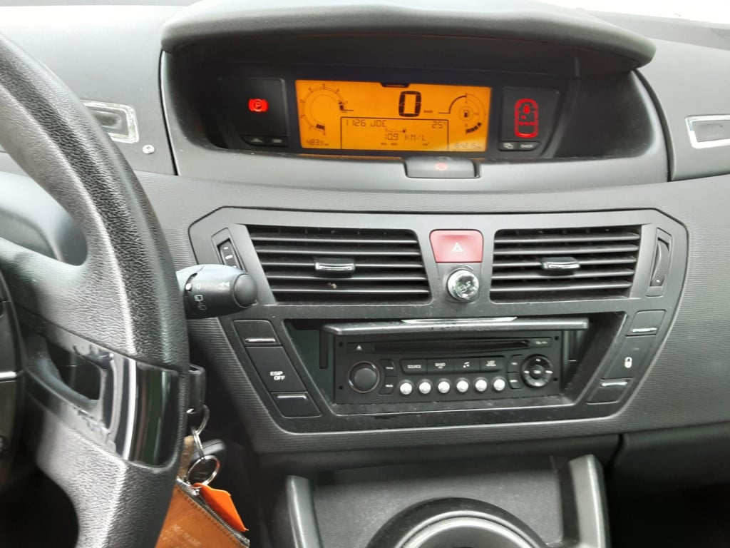 Citroen C4 Picasso 1.8-16v ambiance 5p.