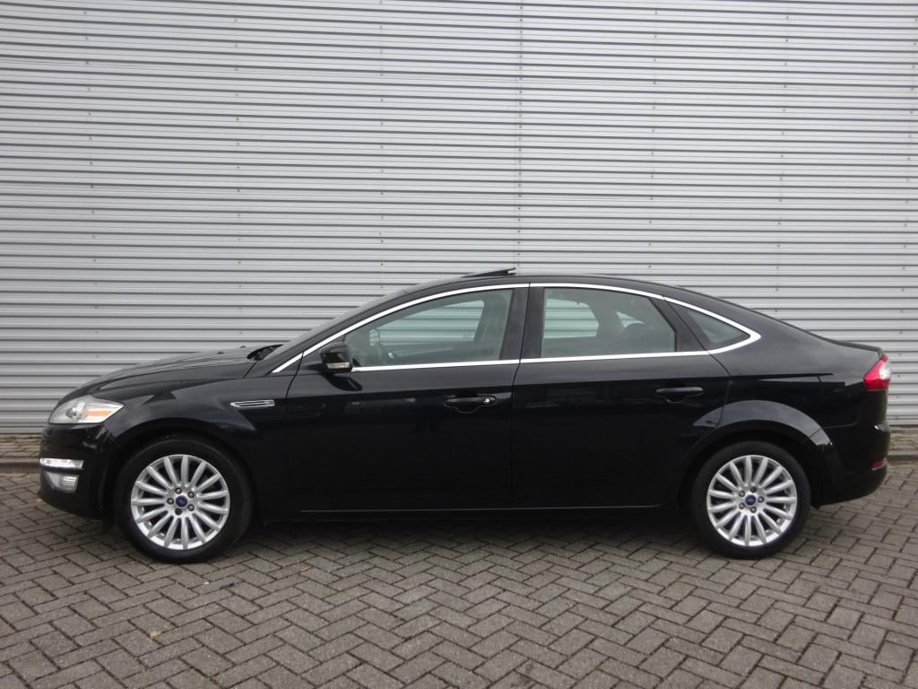 Ford Mondeo 1.6 ecoboost platinum climate / navi / cruise / parkeers. / sto