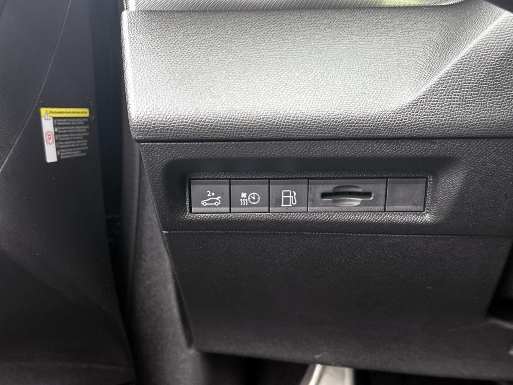 Peugeot 308 sw plug-in hybrid 225 pk automaat gt | rijklaar | panorama / sc