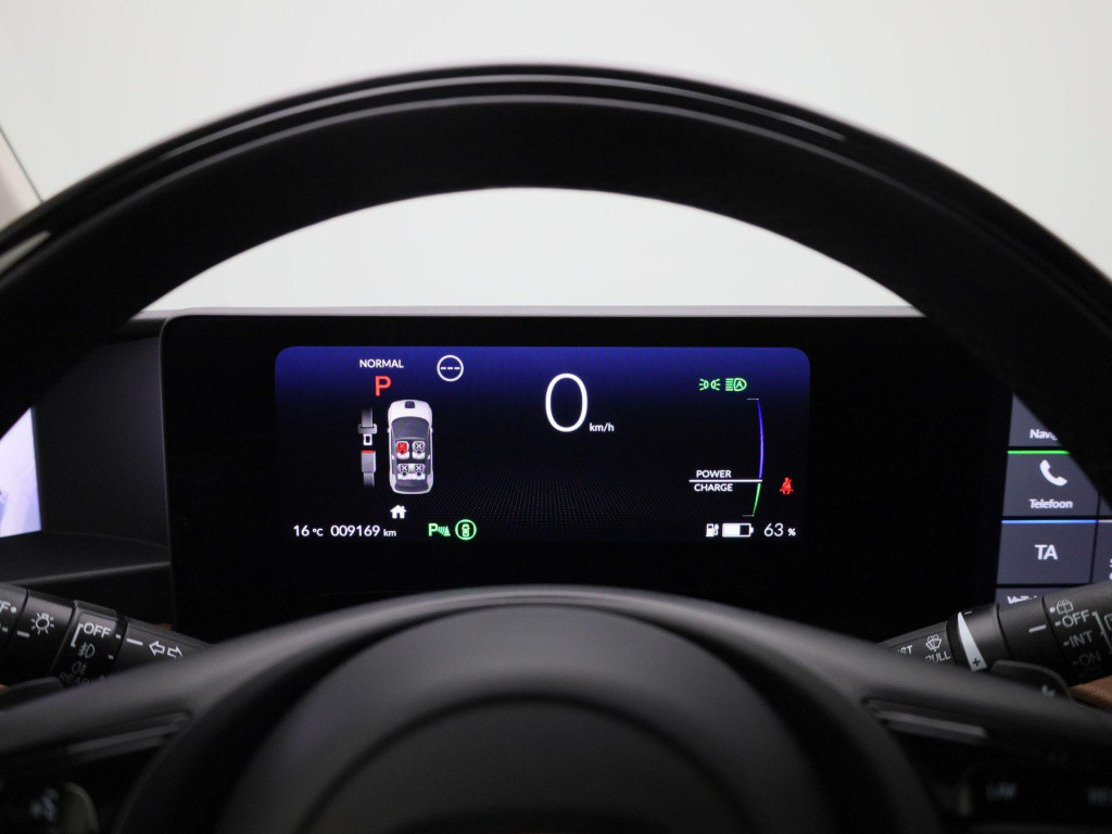 Honda E advance 17" | automaat | navigatie | panoramadak | 360 camera | app